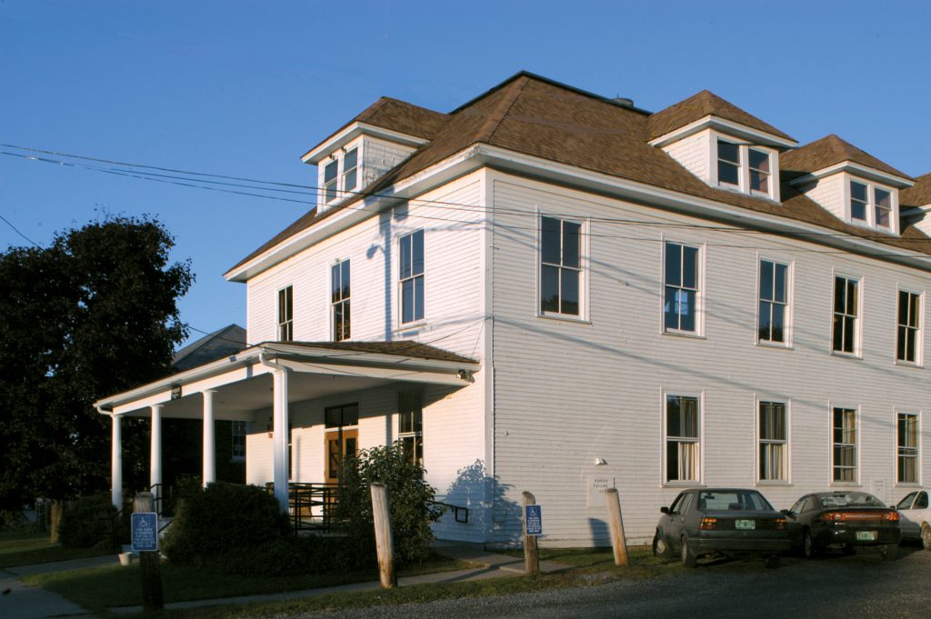 Preservation Grant Amount: $9,000Total Project Costs: $20,800