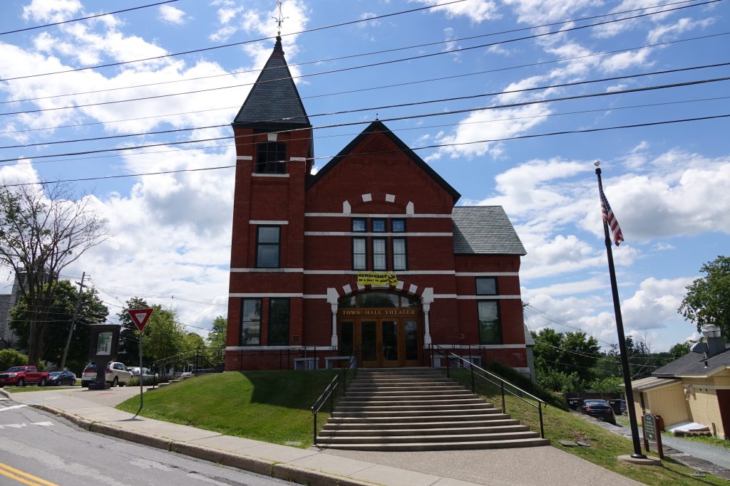 Property Owner: Town Hall TheaterEasement Holder: PTV