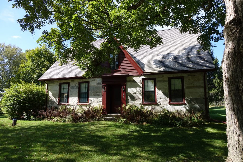 Property Owner: The Friends of Robert FrostEasement Holder: PTV/VHCB